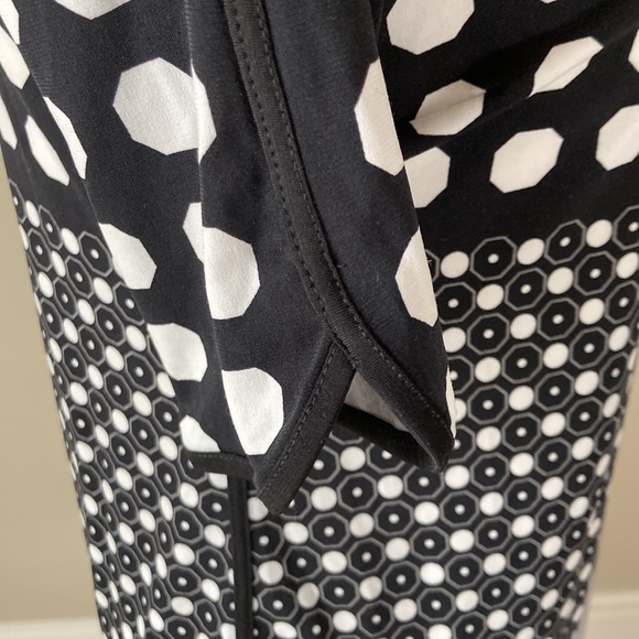 A Pea in the Pod comfortable polka dot dress - Picture 5 of 9